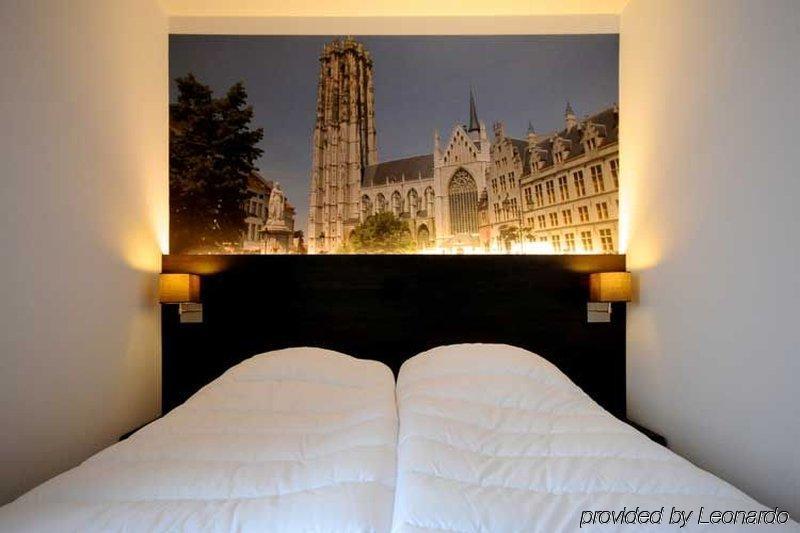 3 Paardekens - City Centre Hotel Mechelen Pokoj fotografie